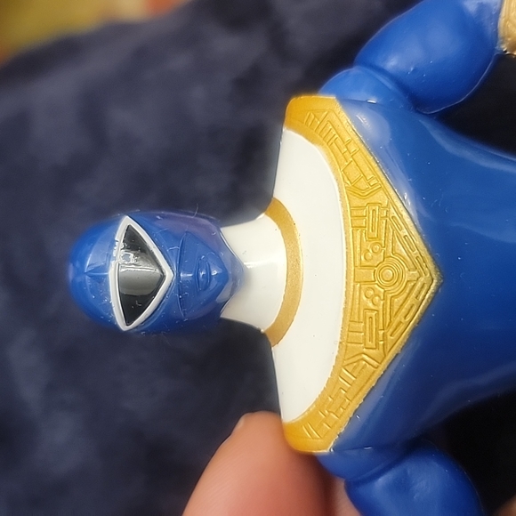 1996 Gold Power Ranger Flip action figures 3 - Picture 6 of 7